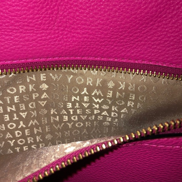 Handbag - Picture 2 of 8